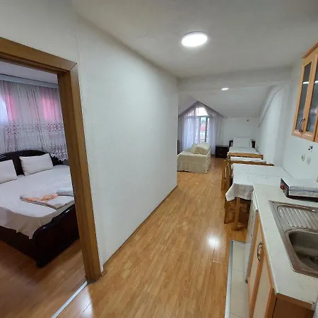 Venecia Apartment *